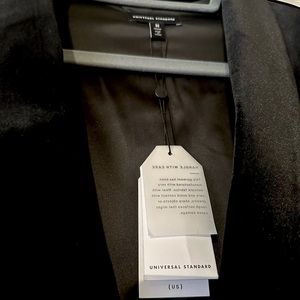 Universal Standard black velvet blazer, size M (18)
